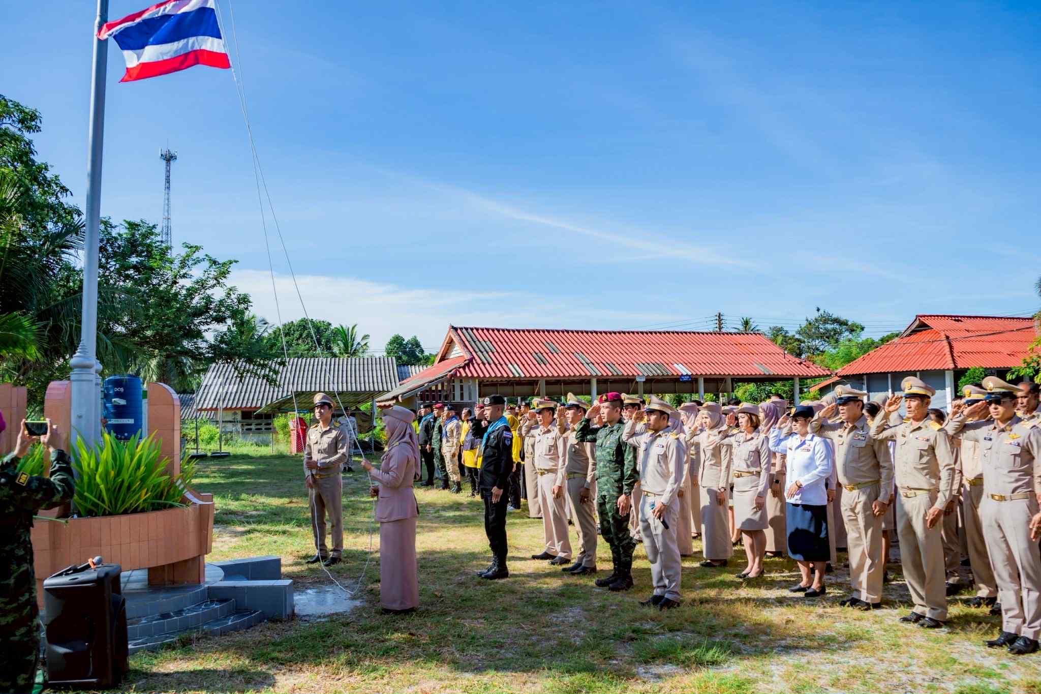 กิจกรรมเคารพธงชาติสัญจร